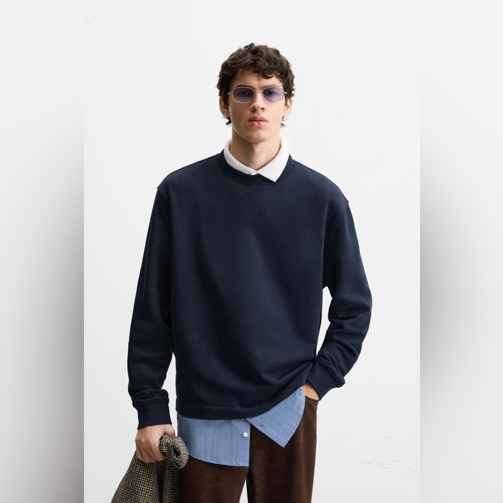 💙ZARA CONTRASTING HEM SWEATSHIRT